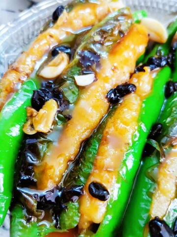 温情煮意|特色风味粤菜：煎酿辣椒