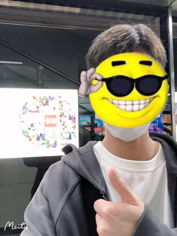 #在深圳地铁偶遇读特君#