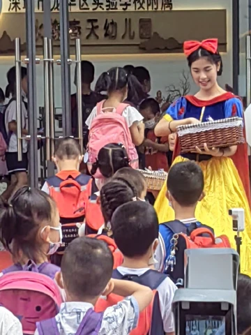 #今日童心未泯小可爱#