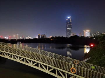 中秋之夜的华侨城