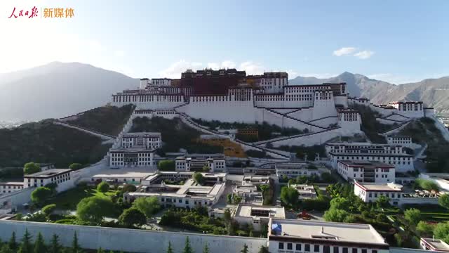 高原上那抹闪亮的红
