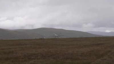翼龙无人机在青藏高原开展人工增雨（雪）试验