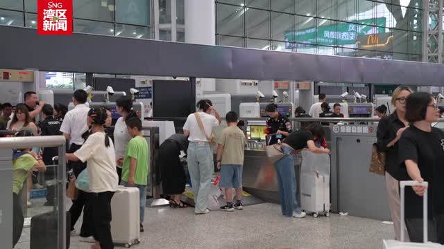 暑运50天深圳铁路到发旅客超2700万人次 同比增幅达2.4%