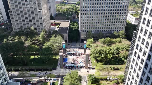 福田CBD燃动狂欢：“哇噻CBD·商圈文化艺术节专场”兴融社区公园盛大开幕