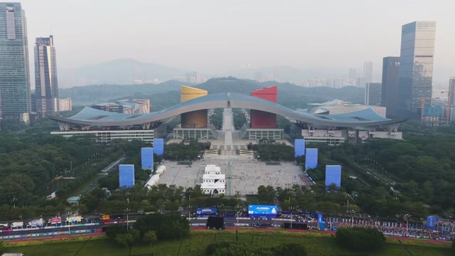 福田赛段全长6.9公里！“双马”跑者感受福田特色氛围与魅力