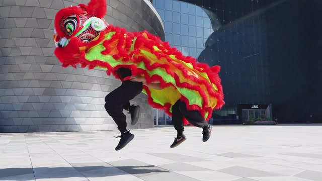 楼村醒狮 “狮”不可挡